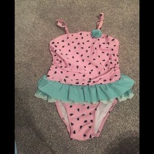 Girls bathing suit size 5t